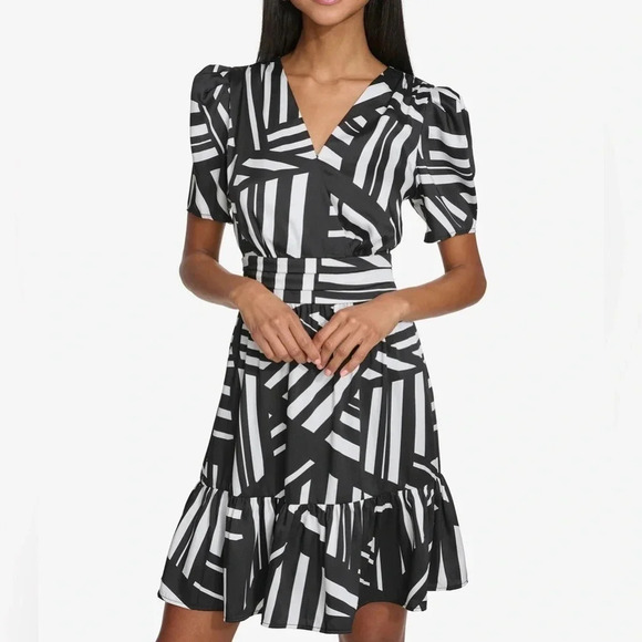 Karl Lagerfeld Short Sleeve Surplice Mini Dress - Size 10 - Black/White - NWT - Picture 2 of 13
